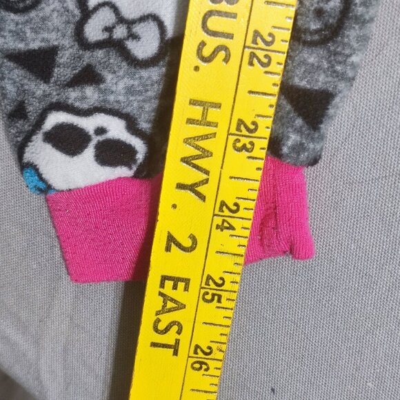 Monster High Onesie girl pyjamas size M (10-12) grey with graphic design - Picture 9 of 11